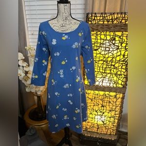 Old Navy - Women’s Blue Floral Short Sleeve Soft Dress. Excellent Condition